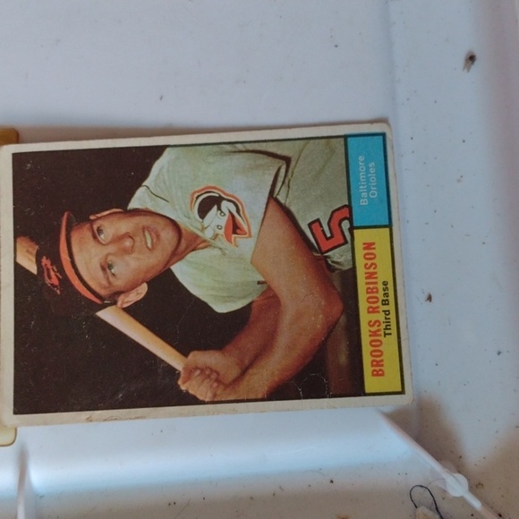 Baseball Cards - Picture 1 of 3